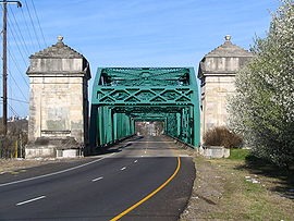 270px-Old_hickory_bridge_tennessee